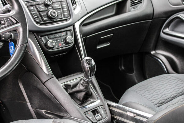 Opel Zafira - Image 10