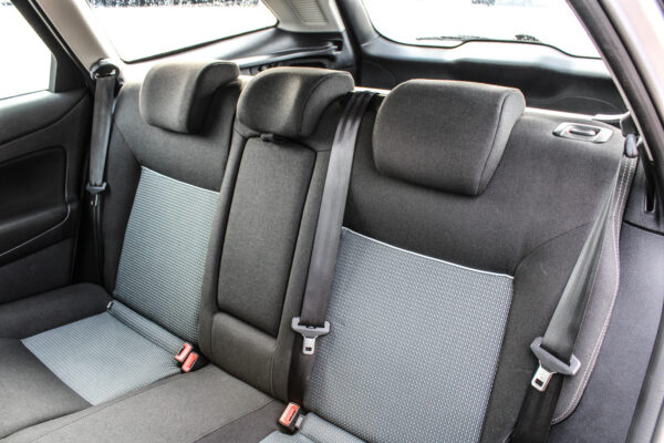 Ford Mondeo - Image 10