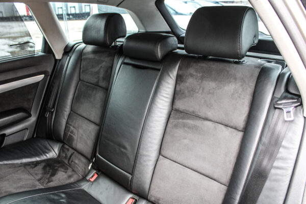 Audi A6 - Image 10