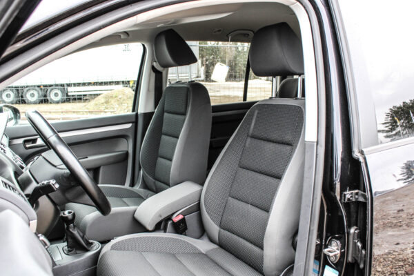 VW Touran - Image 8