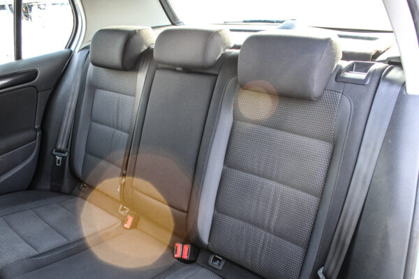 VW Golf - Image 14