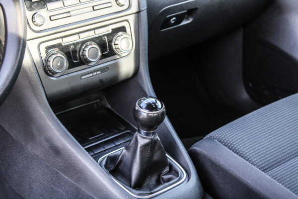 VW Golf - Image 10