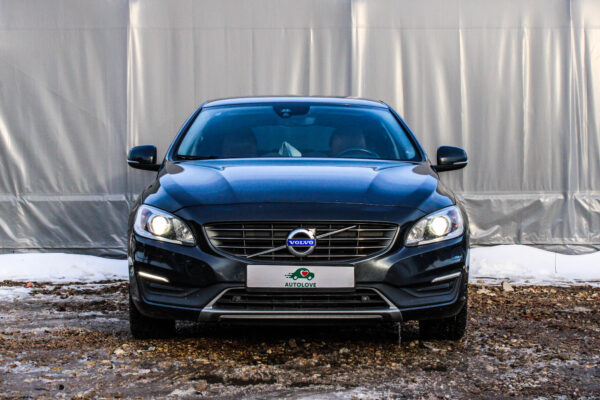Volvo V60 - Image 2