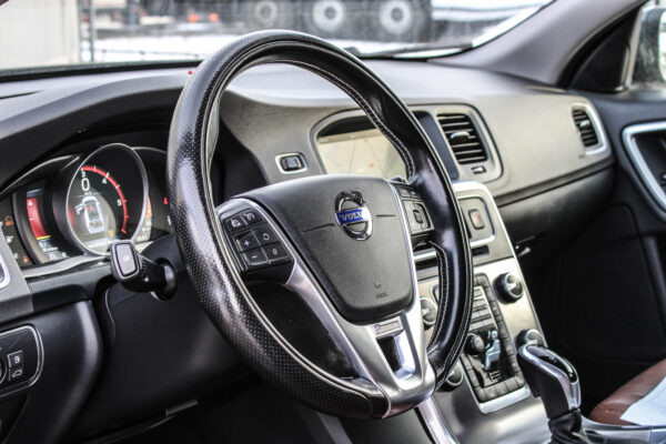Volvo V60 - Image 7
