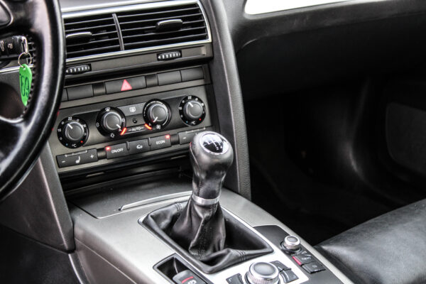 Audi A6 - Image 10