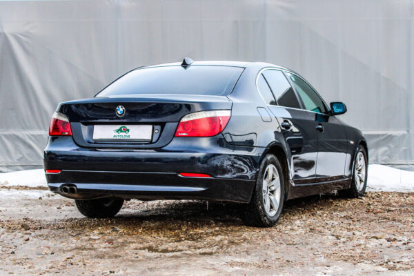 BMW 530 - Image 6