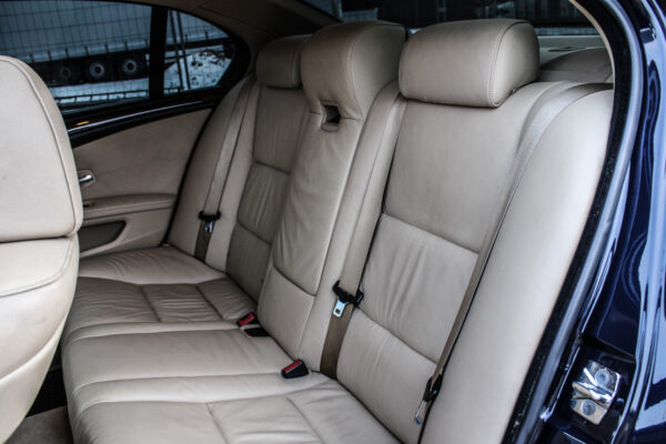 BMW 530 - Image 13
