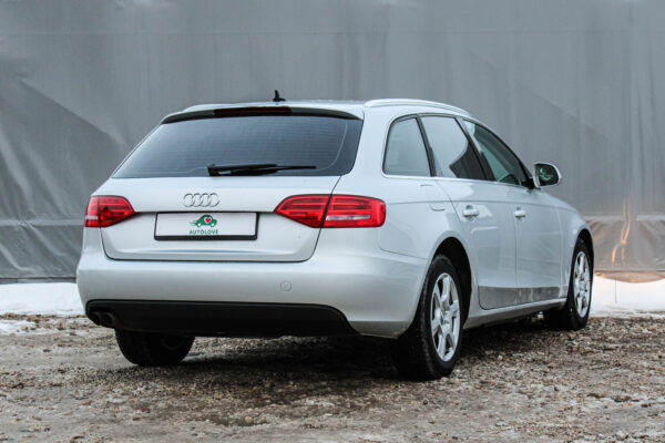 Audi A4 - Image 4