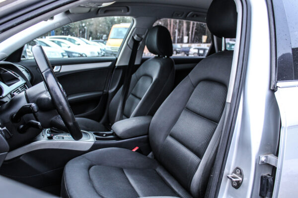 Audi A4 - Image 8