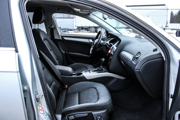 Audi A4 - Image 12