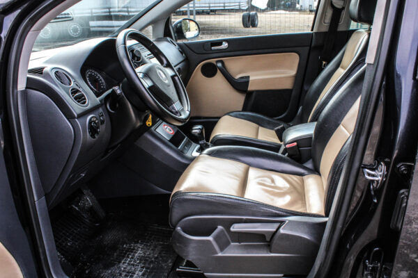 VW Golf Plus - Image 10