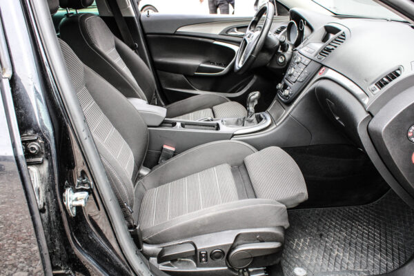 Opel Insignia - Image 14
