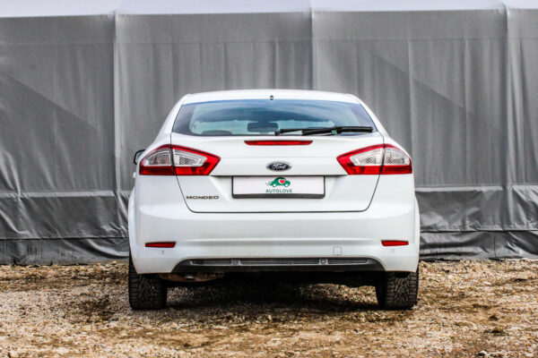 Ford Mondeo - Image 5