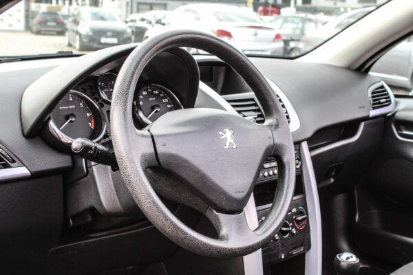 Peugeot 207 - Image 7