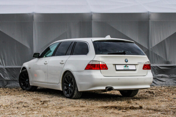 BMW 520 - Image 6