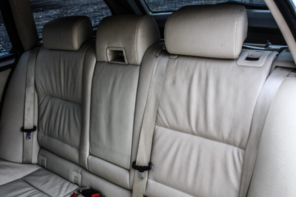 BMW 520 - Image 13