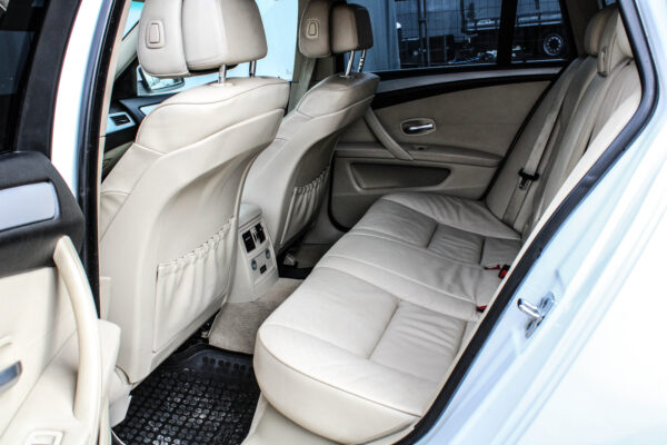 BMW 520 - Image 10