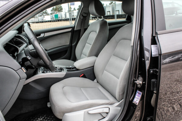 Audi A4 - Image 8