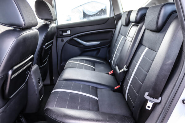 Ford Kuga - Image 11