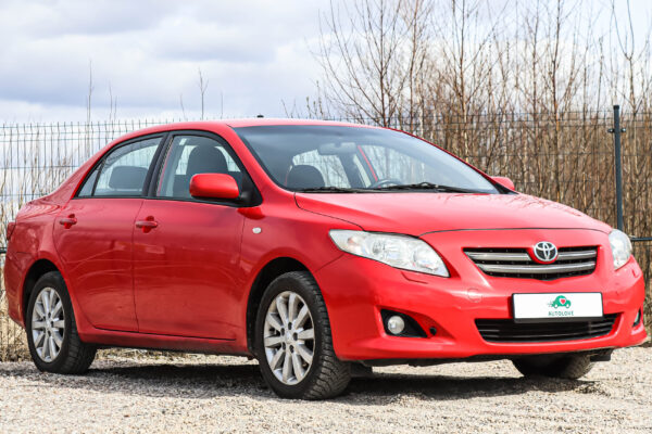 Toyota Corolla - Image 2