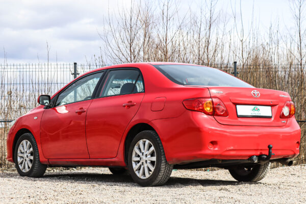 Toyota Corolla - Image 3