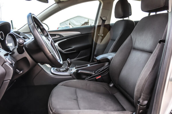 Opel Insignia - Image 6