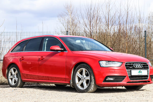 Audi A4 - Image 2