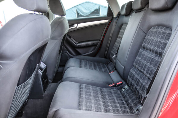 Audi A4 - Image 8