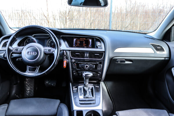 Audi A4 - Image 10