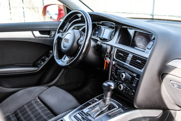 Audi A4 - Image 12