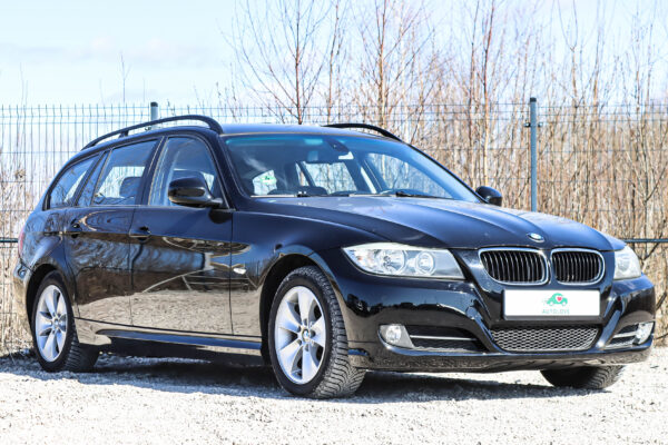 BMW 318 - Image 2