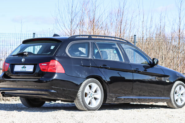 BMW 318 - Image 5