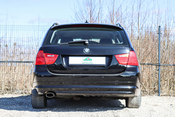 BMW 318 - Image 4