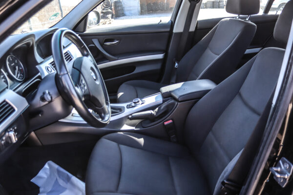 BMW 318 - Image 6