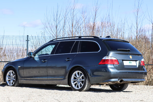 BMW 520 - Image 3