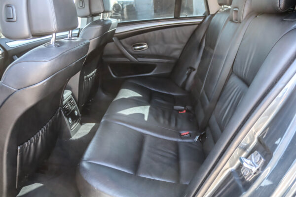 BMW 520 - Image 11