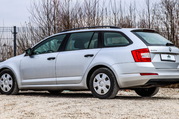 Skoda Octavia - Image 5