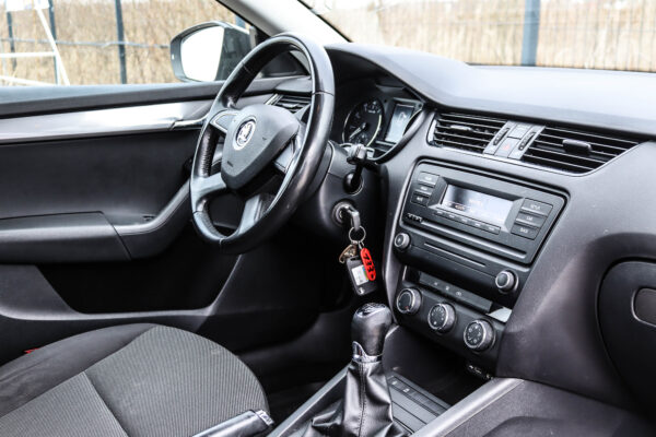 Skoda Octavia - Image 7