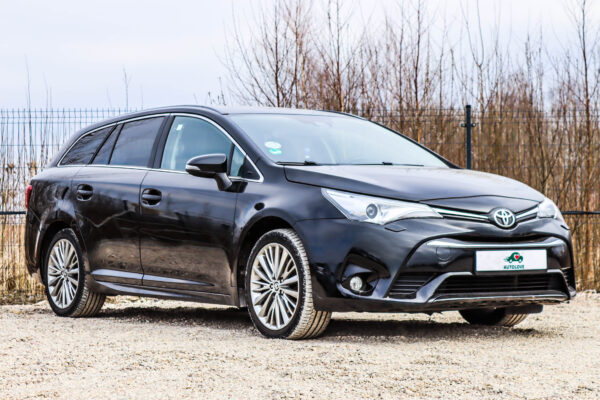 Toyota Avensis - Image 2
