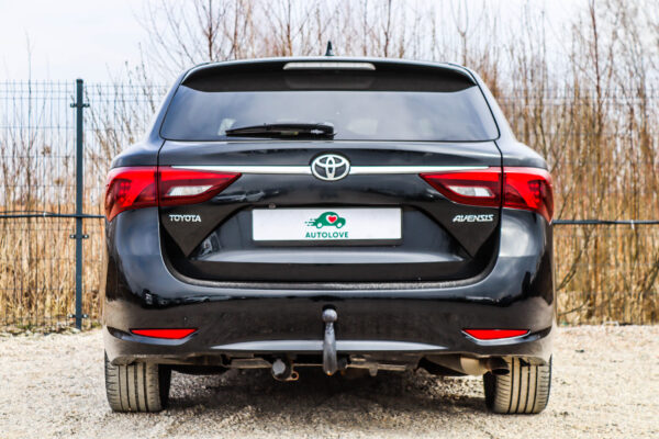 Toyota Avensis - Image 4