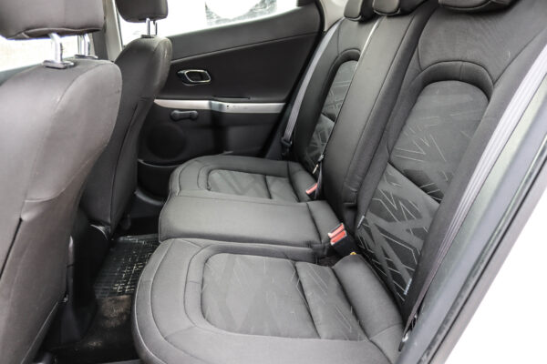 Kia Ceed - Image 11