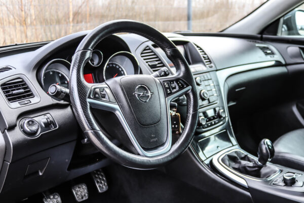 Opel Insignia - Image 7