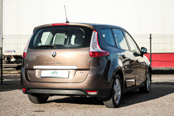 Renault Megane Scenic - Image 4