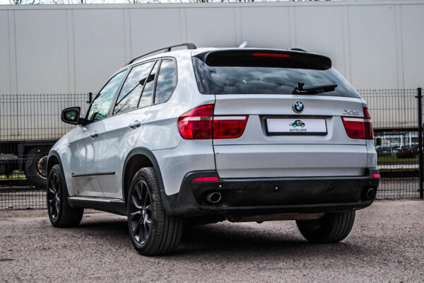 BMW X5 - Image 4