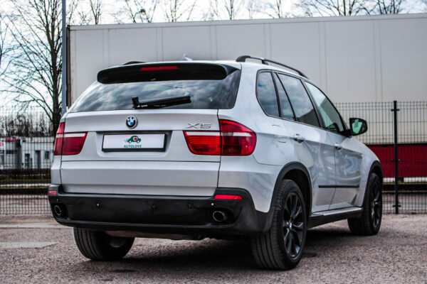 BMW X5 - Image 6