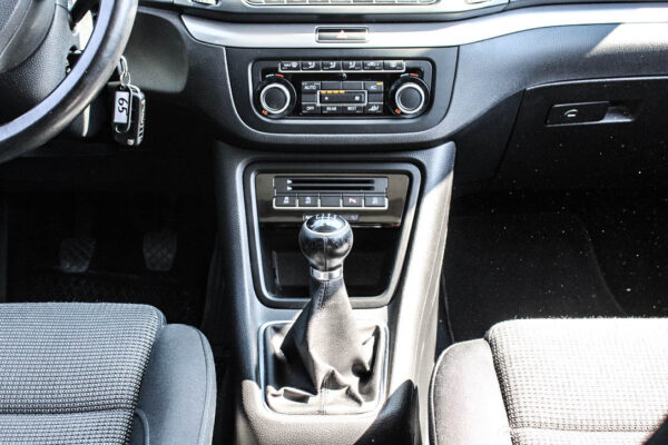 VW Sharan - Image 8