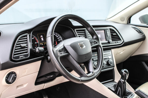 Seat Leon - Image 7