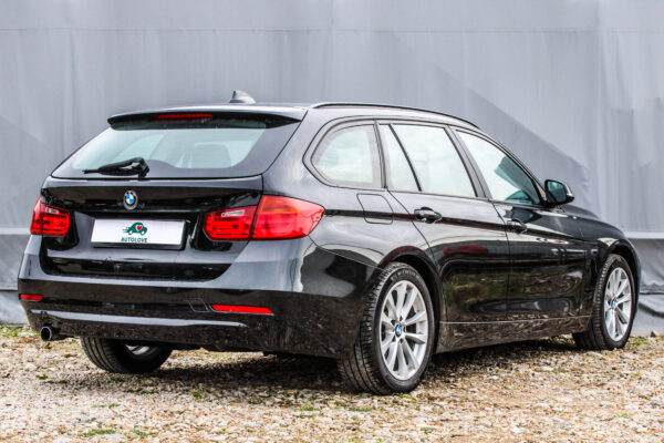 BMW 318D - Image 4