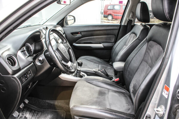 Suzuki Vitara - Image 8