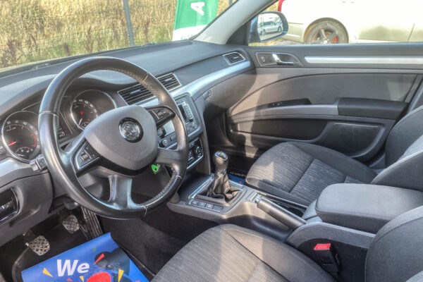 Skoda Superb - Image 6